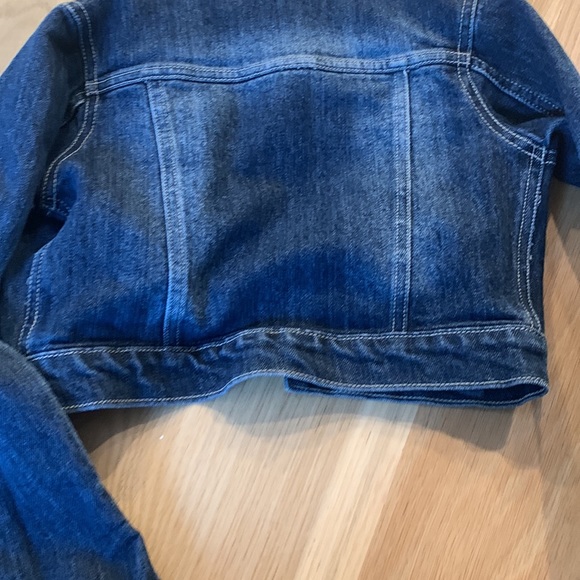 Total Girl size 6 Jean jacket in excellent condition. - Picture 5 of 5